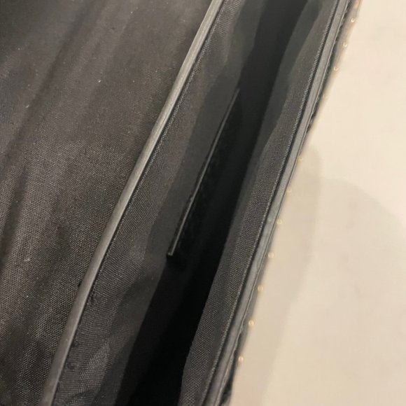 Black Bowtie Crossbody Bag - Picture 6 of 7